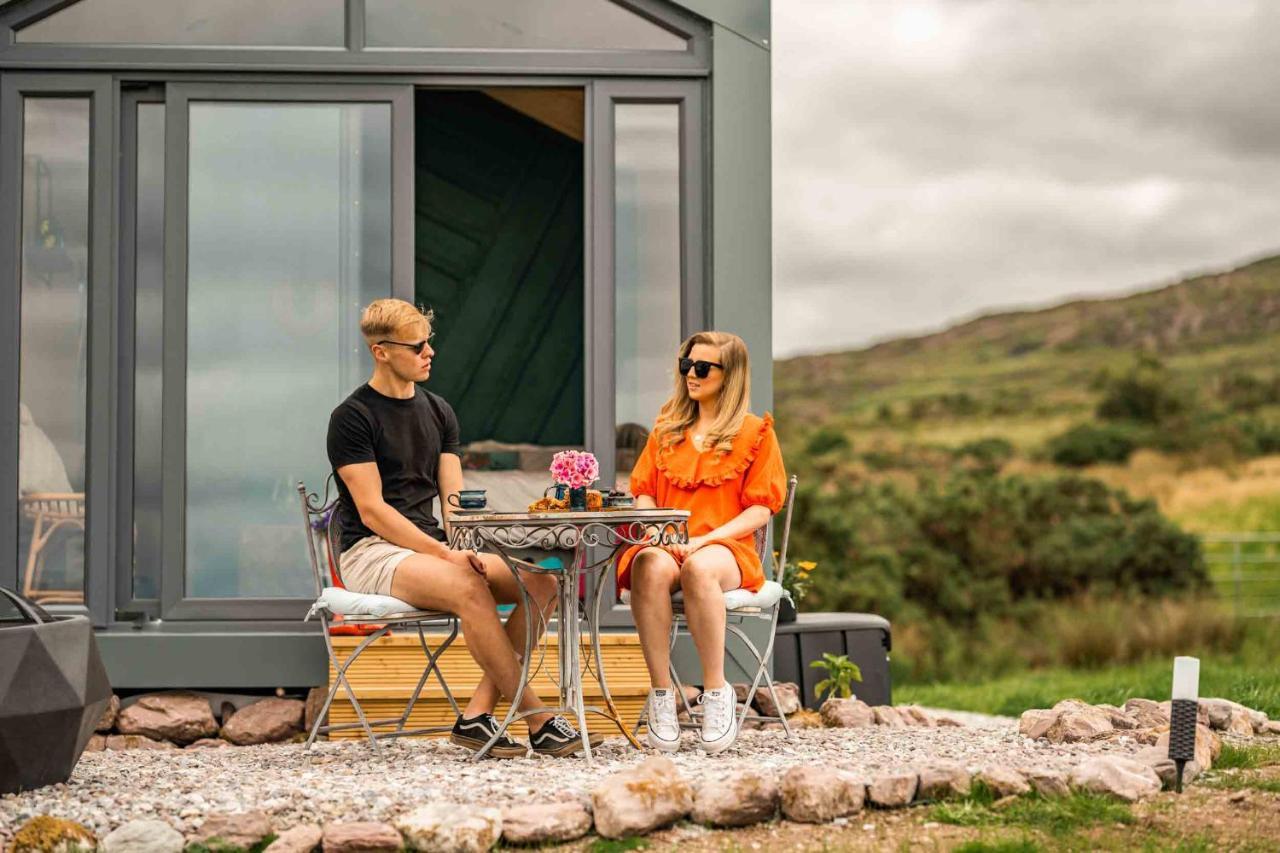 Oaklane Glamping Cabins Кенмар Экстерьер фото